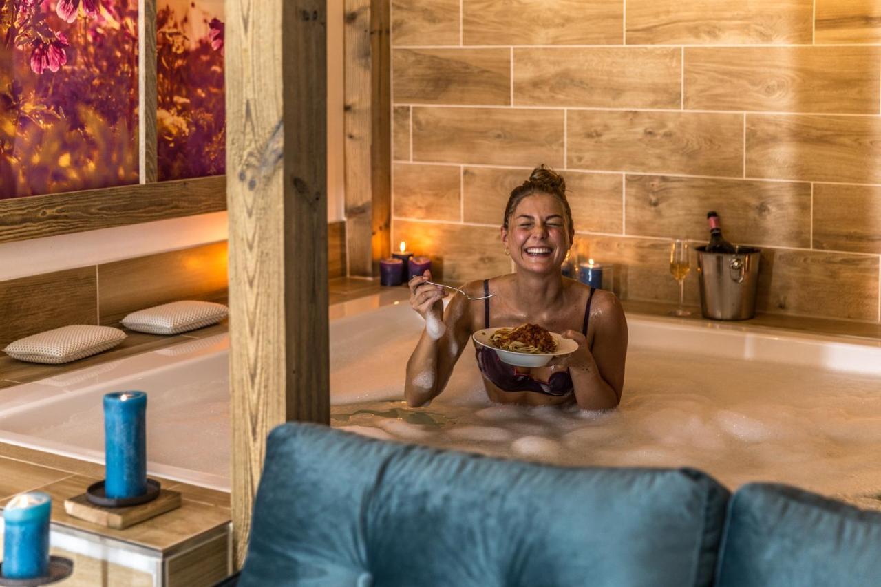 Das Aunhamer Suite & Spa Hotel (Adults Only) Бад Грисбах Екстериор снимка